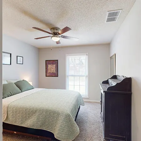Twin Oaks-2